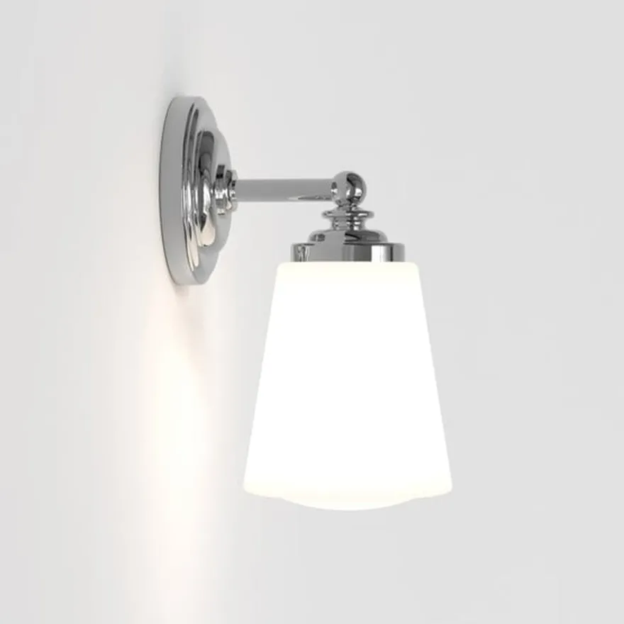 Anton vegglampe for baderom IP44