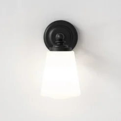 Anton vegglampe for baderom IP44