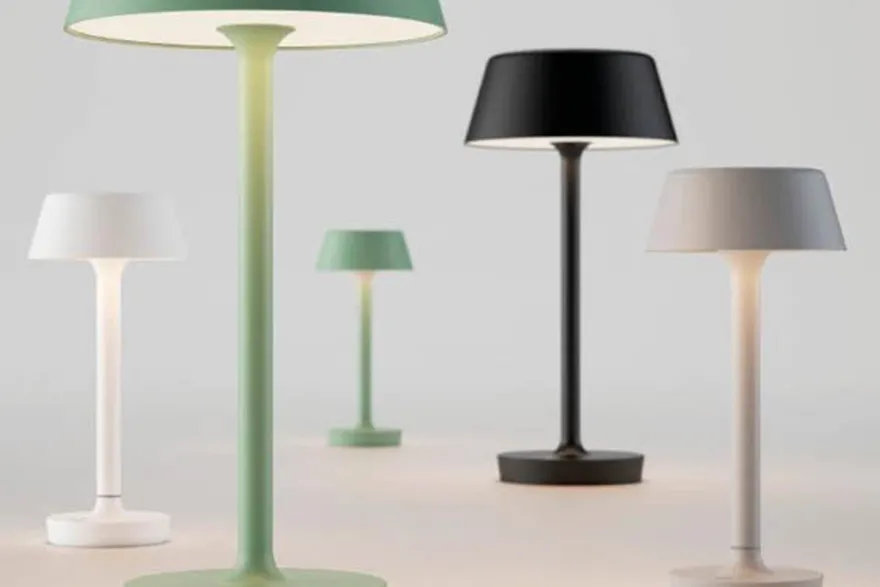 Companion oppladbar bordlampe 3W 3000K - Dusty Green