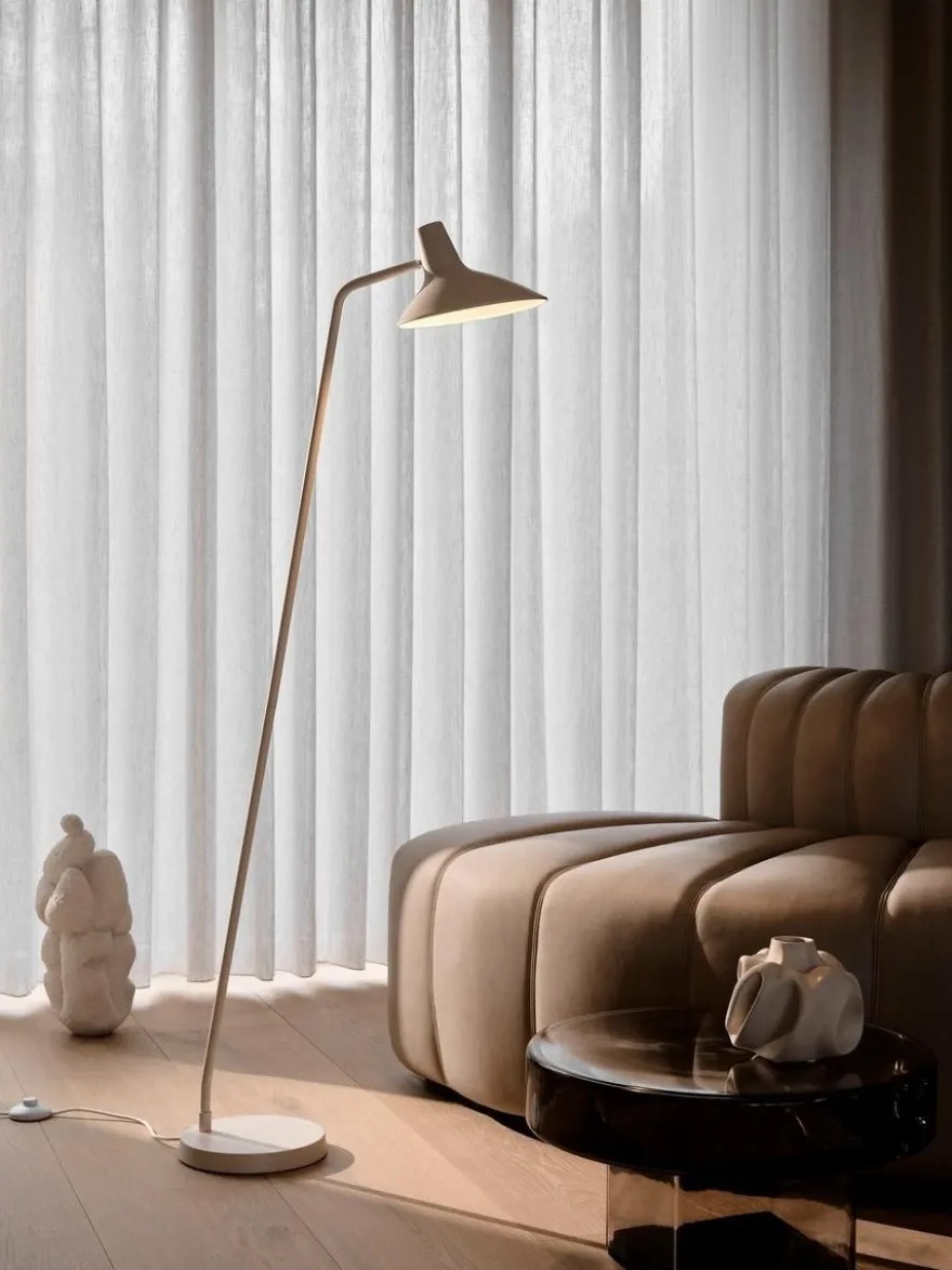 Darci gulvlampe - Svart