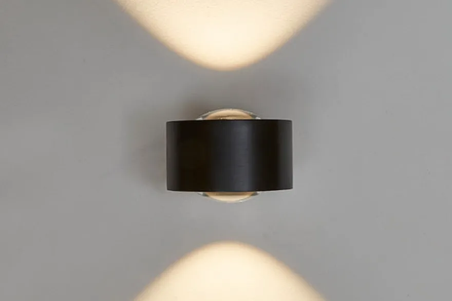 Easy Lens vegglampe opp/ned 14,5W 1800-2700 Kelvin dimtowarm - Svart