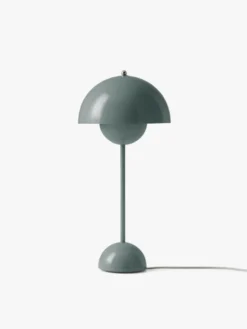 Flowerpot VP3 bordlampe