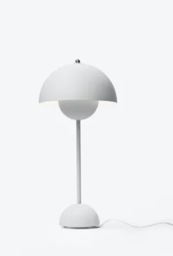 Flowerpot VP3 bordlampe