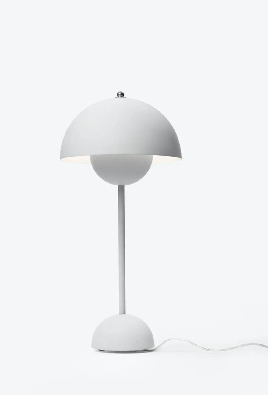 Flowerpot VP3 bordlampe