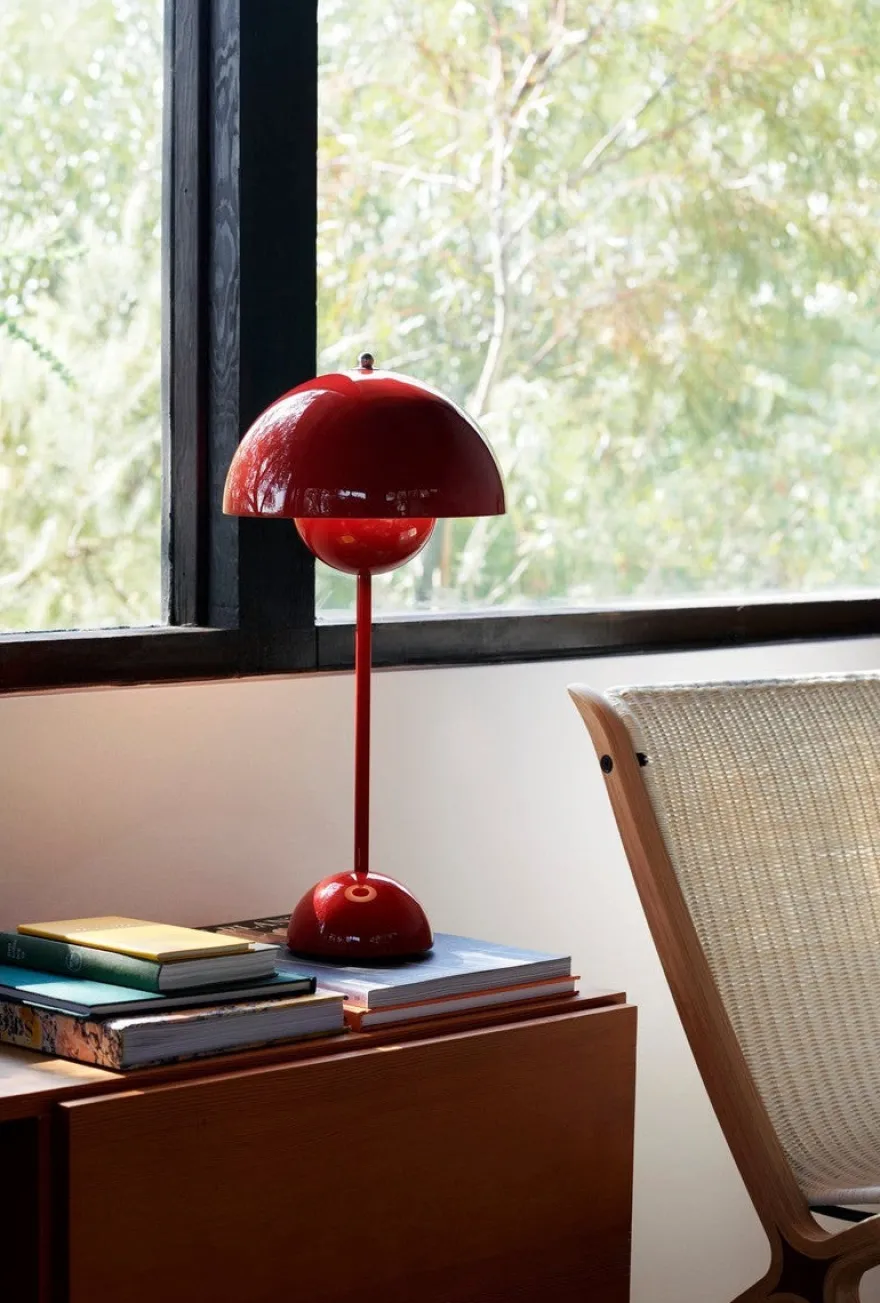 Flowerpot VP3 bordlampe