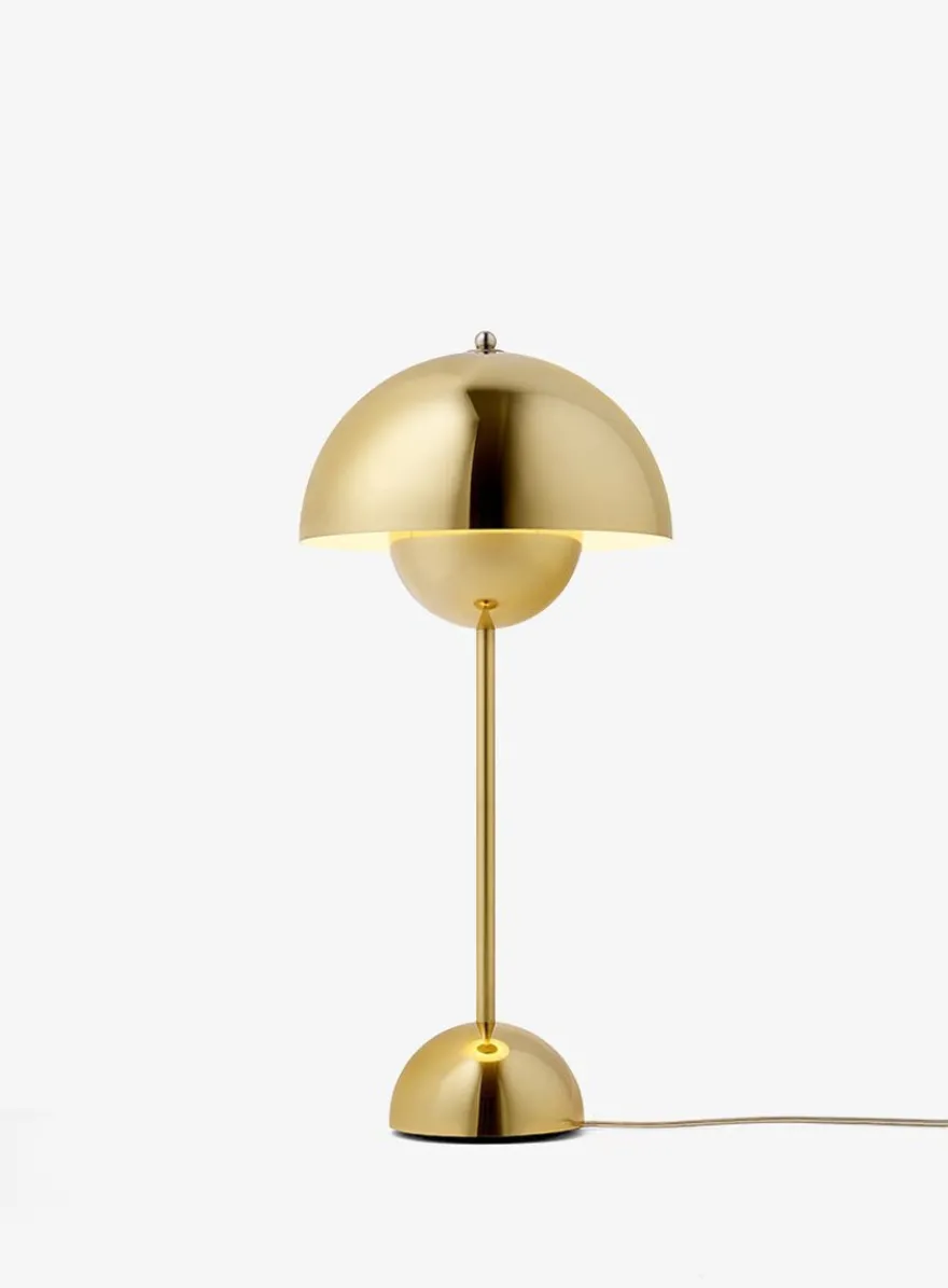 Flowerpot VP3 bordlampe