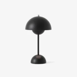 Flowerpot VP9 bærbar bordlampe