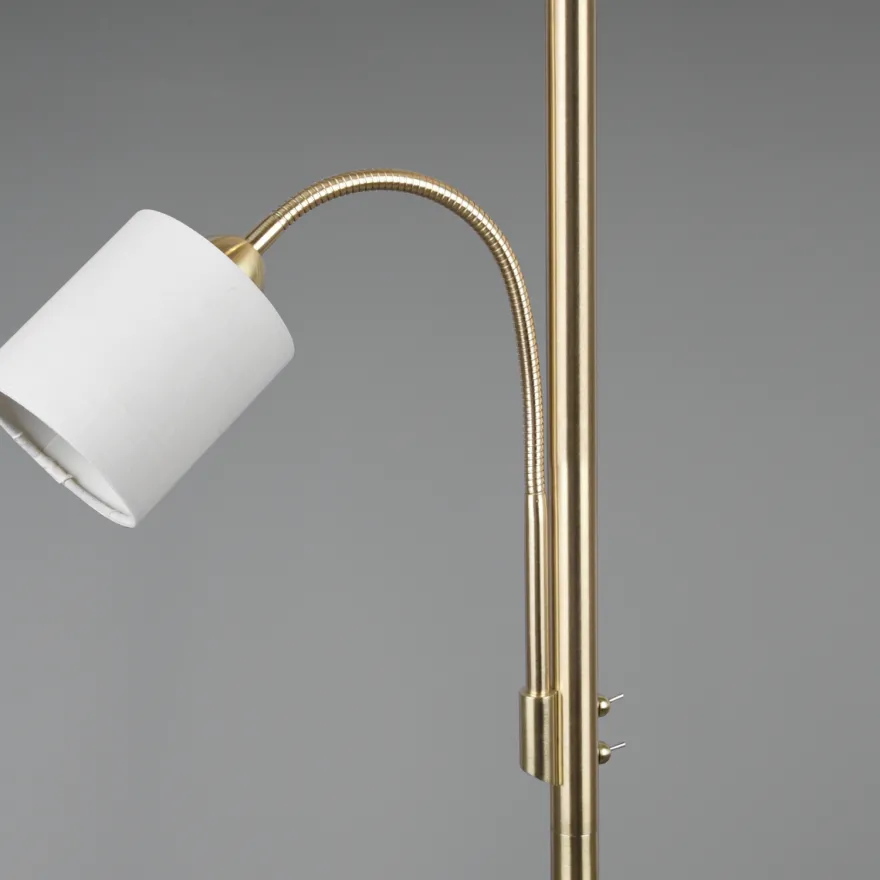 Hotel gulvlampe - Messingfarge