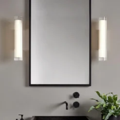 Io 420 vegglampe IP44 - Krom