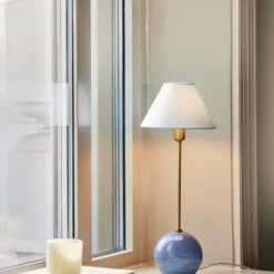 Iris 20 Bordlampe