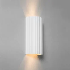 Kymi 300 vegglampe