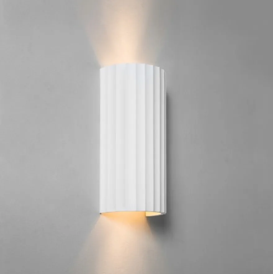 Kymi 300 vegglampe