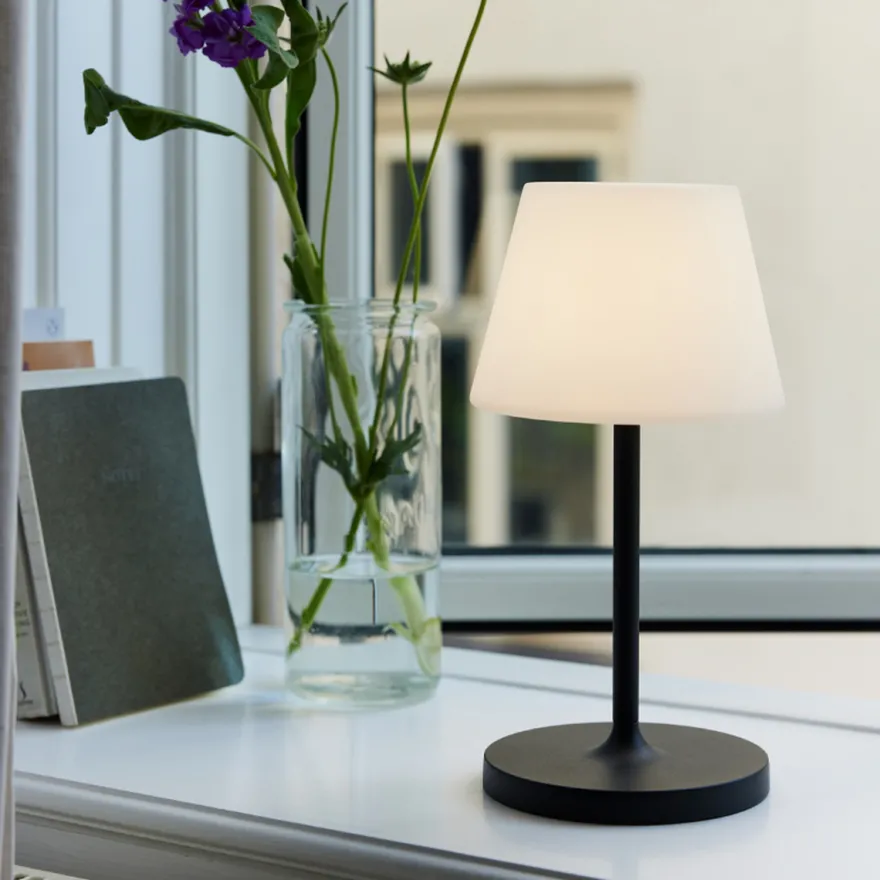New Northern bordlampe oppladbar utendørs IP44 2W - Hvit/Antikk kobberfarget