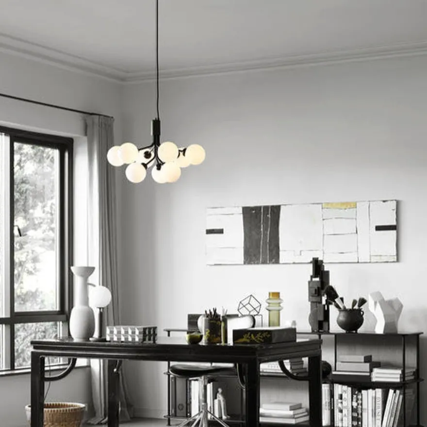 Nuura Apiales 9 satin svart/opal