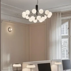 Nuura Apiales 18 satin svart/opal