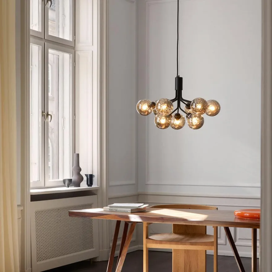 Nuura Apiales 9 svart/optic glass