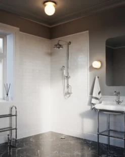 Nuura Liila 1 vegglampe/taklampe - large - nordic gold / opal