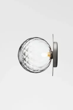 Nuura Liila 1 vegglampe/taklampe - large - light silver/optic glass