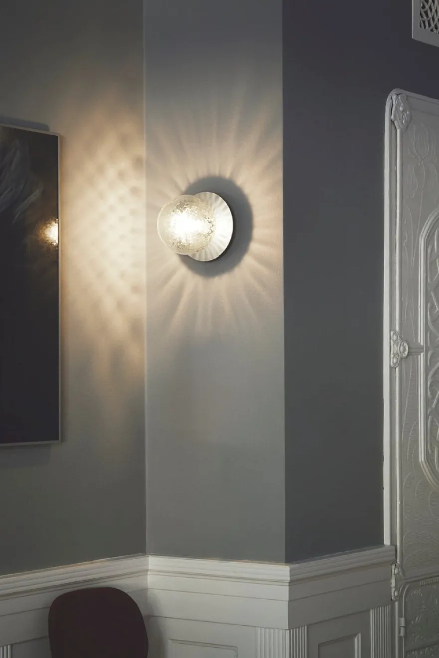 Nuura Liila 1 vegglampe/taklampe - medium - light silver / optikk