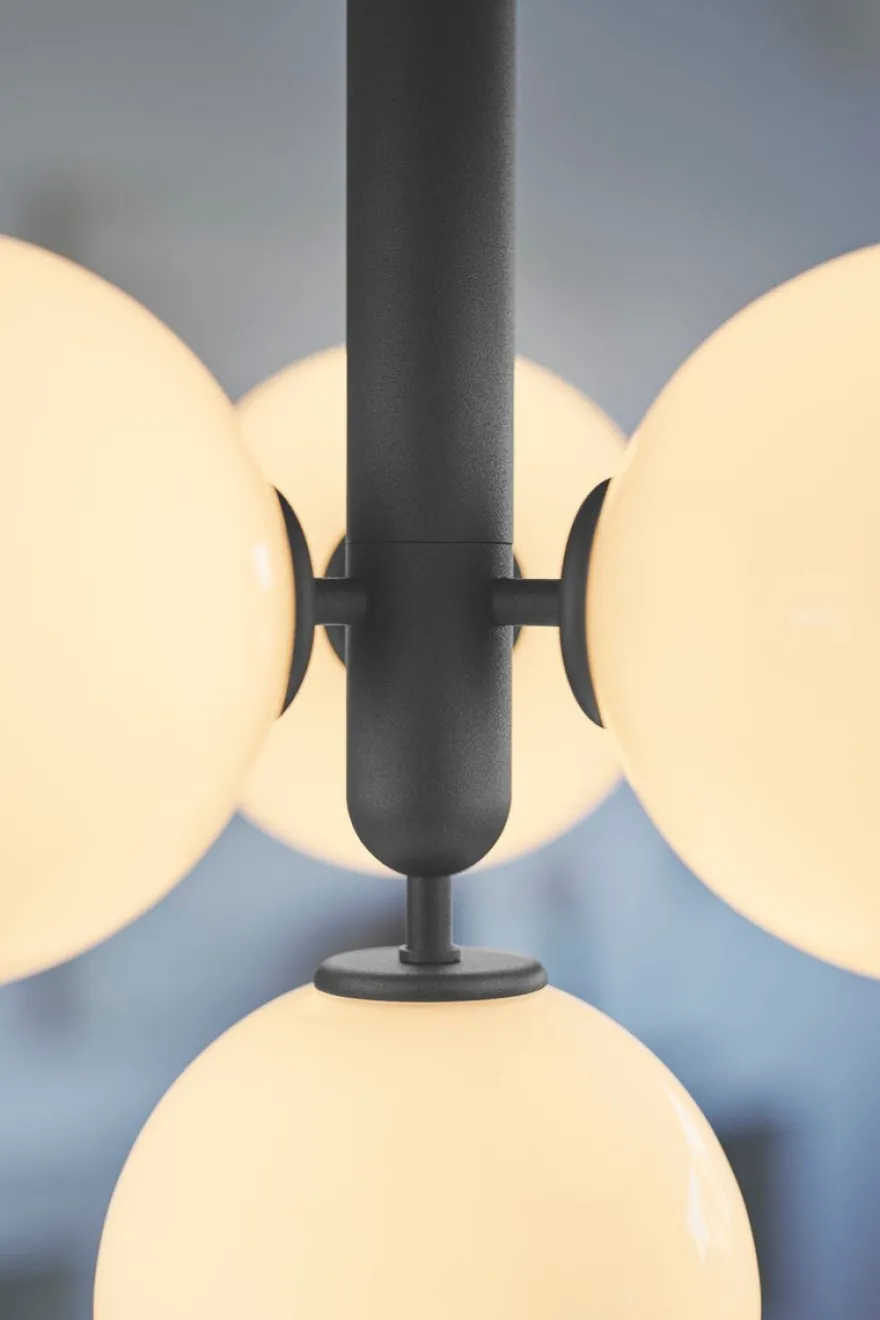 Nuura Miira 4 svart/opal