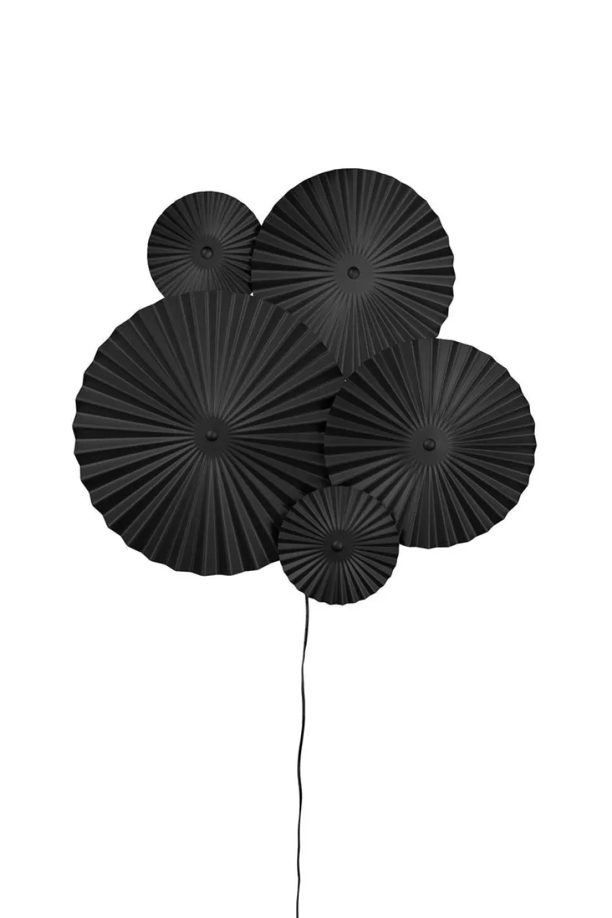 Omega vegglampe - Svart