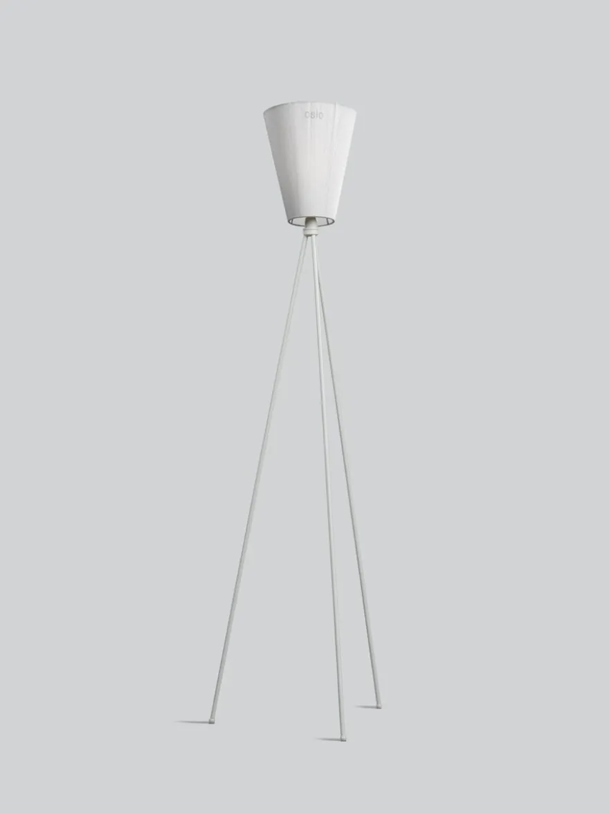 Oslo Wood gulvlampe lysegrå med skjerm