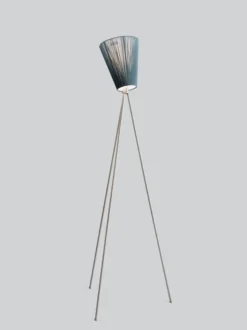 Oslo Wood gulvlampe stål med skjerm