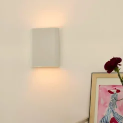 Ovalis vegglampe opp/ned