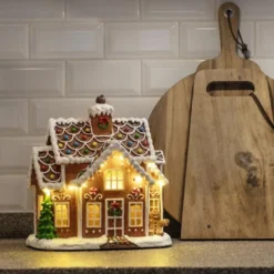 Pepperkakehus med lys