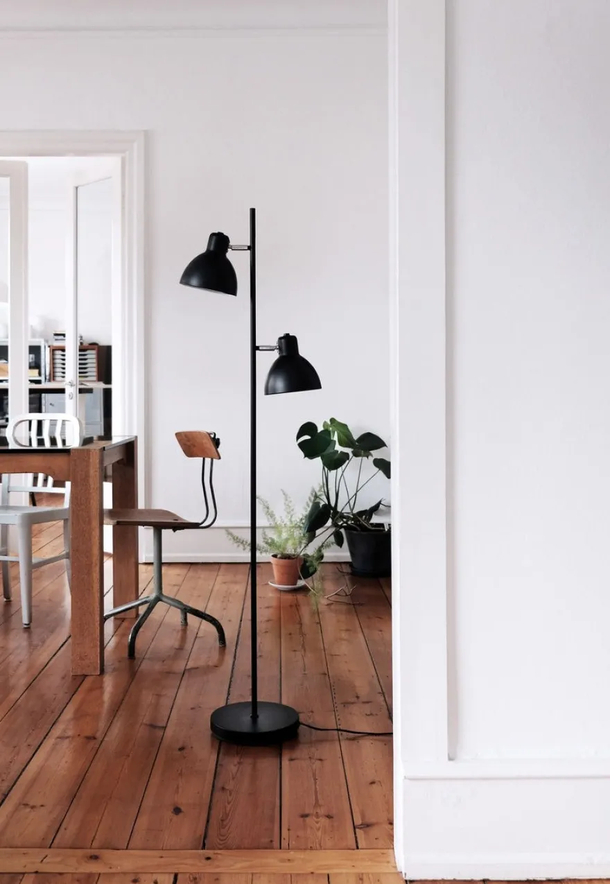 Skagen dobbel gulvlampe - Svart