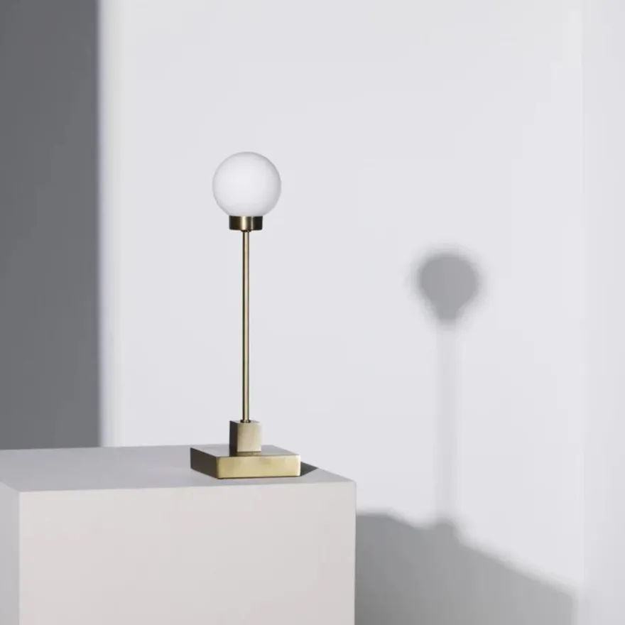 Snowball portable bordlampe
