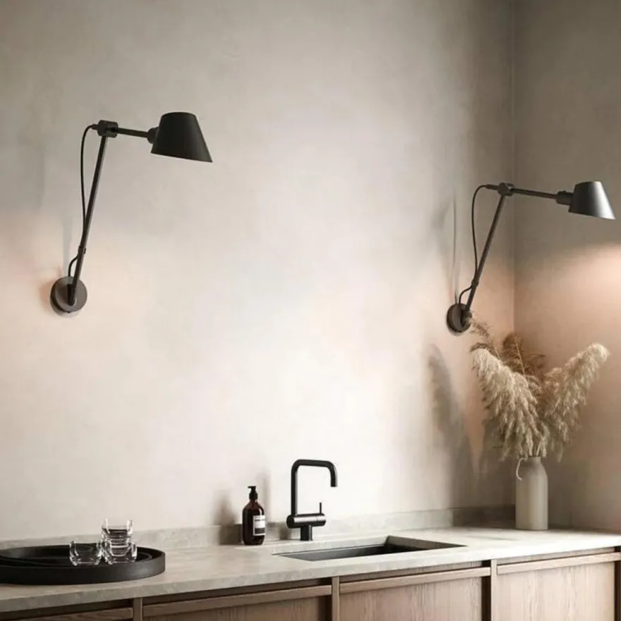 Stay Long vegglampe - Svart
