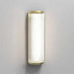Versailles 400 vegglampe 7,1W dimbar IP44