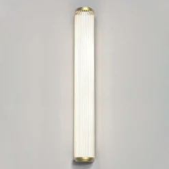 Versailles 600 vegglampe 25W IP44 3000 kelvin - Matt Gullfarget